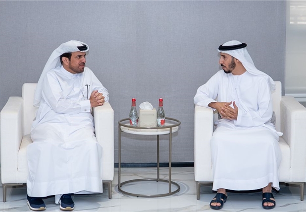 إسلامية دبي تستضيف سعادة الدكتور علي بن سباع المري...