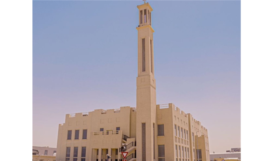"إسلامية دبي" تفتتح مسجد بدرية الدوسري وابنها خالد محمد بن ضاحي صرح جديد للعبادة في منطقة جبل علي