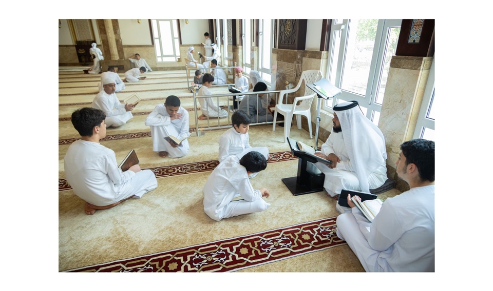 الدورة الصيفية المكثفة في إدارة مراكز مكتوم للقرآن الكريم وعلومه 