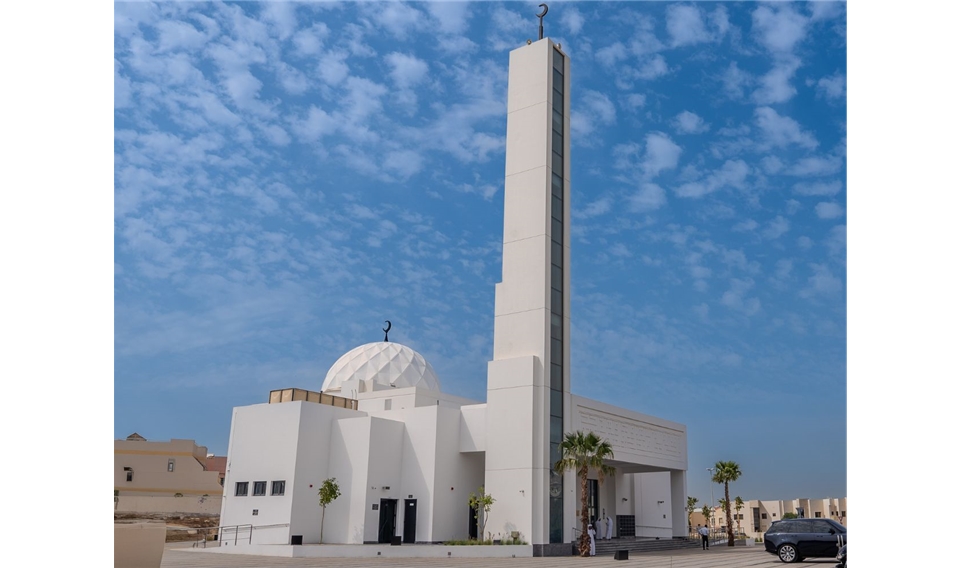 IACAD inaugurates Ibrahim Ali Al-Qarqawi Mosque in the Mirdif area.