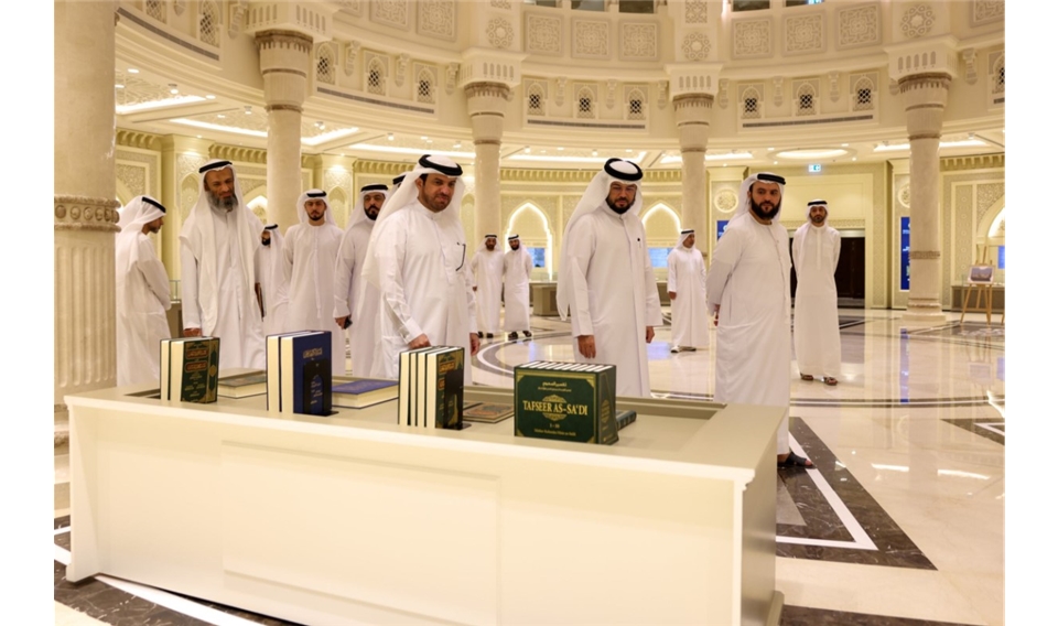 مدير عام “إسلامية دبي” يحضر انطلاق الندوة الدولية حول الوقف والابتداء في مجمع القرآن الكريم بالشارقة