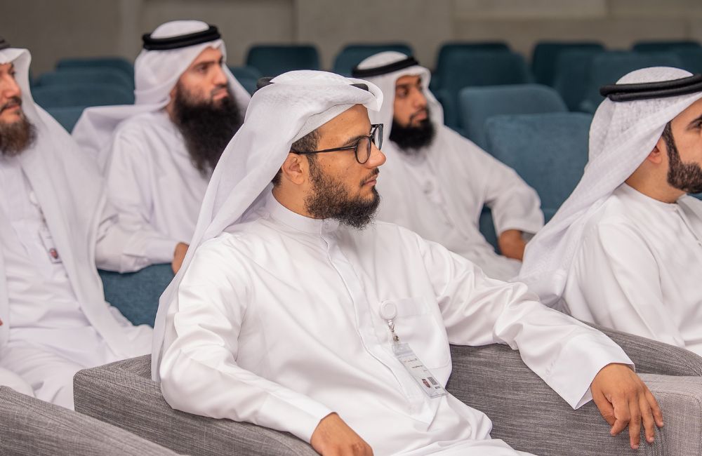 Meeting of His Excellency Ahmed Darwish Al Muhairi, Director General, with Ajeal Team-10.png