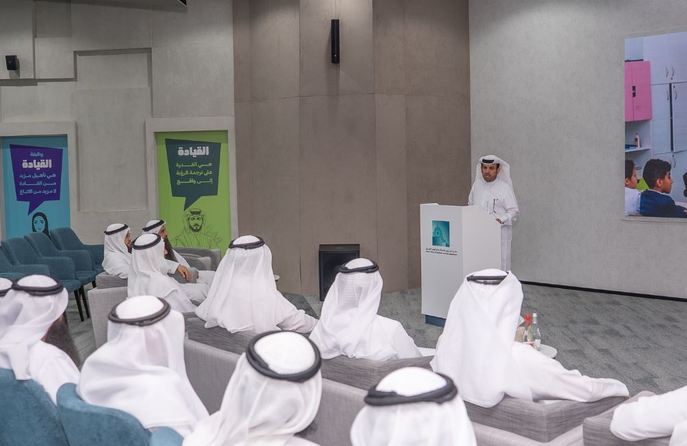 Meeting of His Excellency Ahmed Darwish Al Muhairi, Director General, with Ajeal Team-5.png